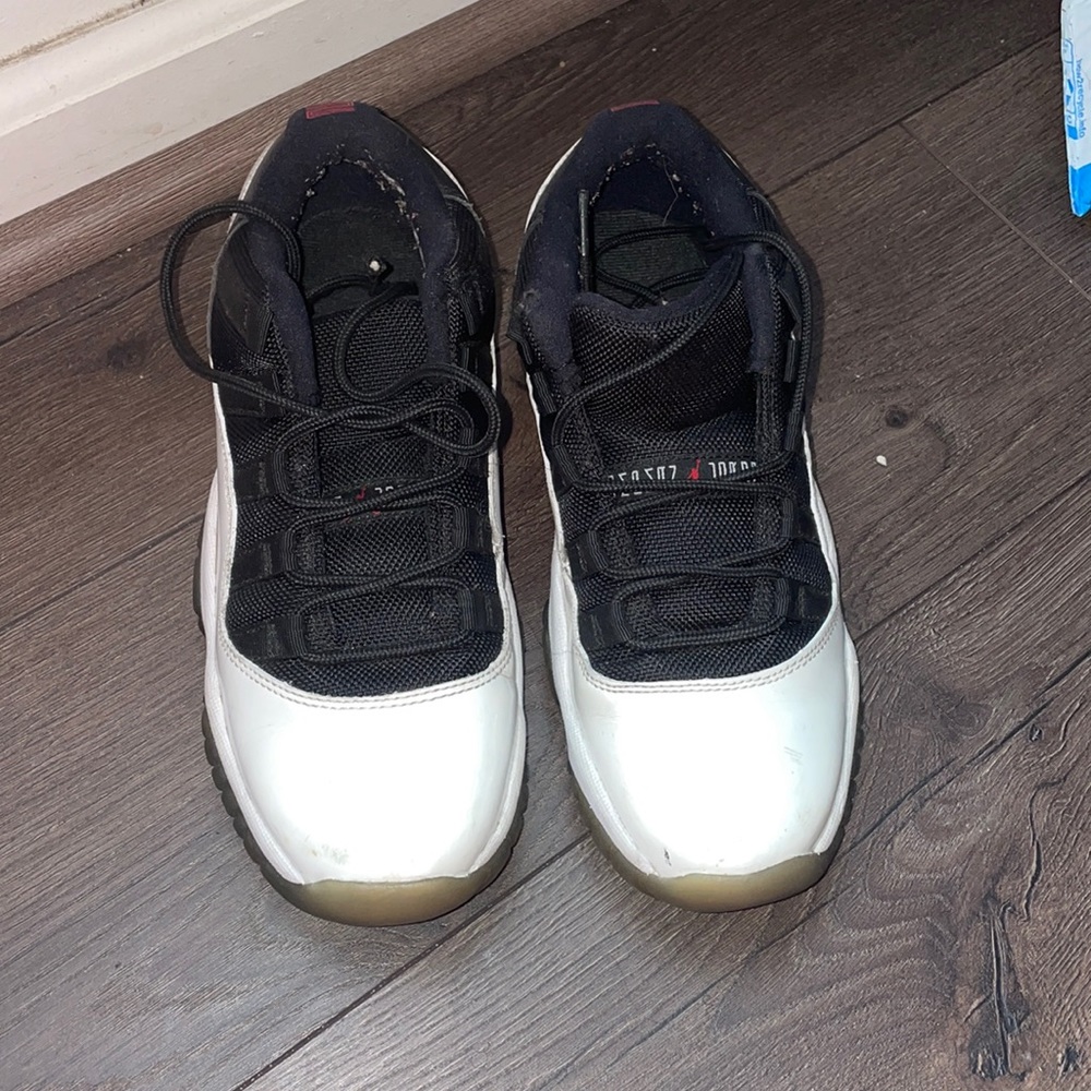 Air Jordan 11 Retro Low
